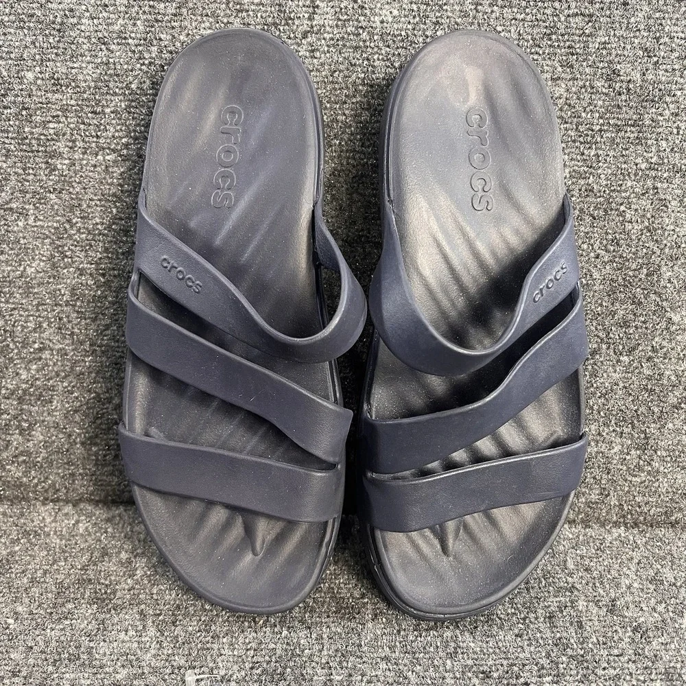 Crocs Women's Getaway Strappy Sandals - Women's Size 10 Navy